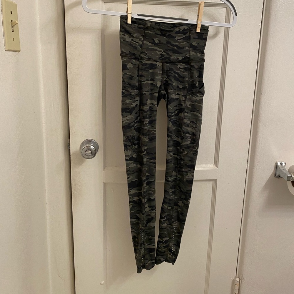 Lululemon Fast & Free Tight | Camo print